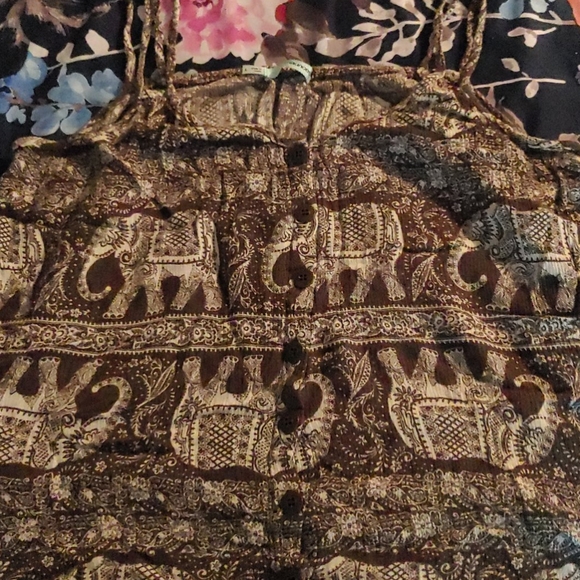 Lightweight button up tank - Picture 1 of 1